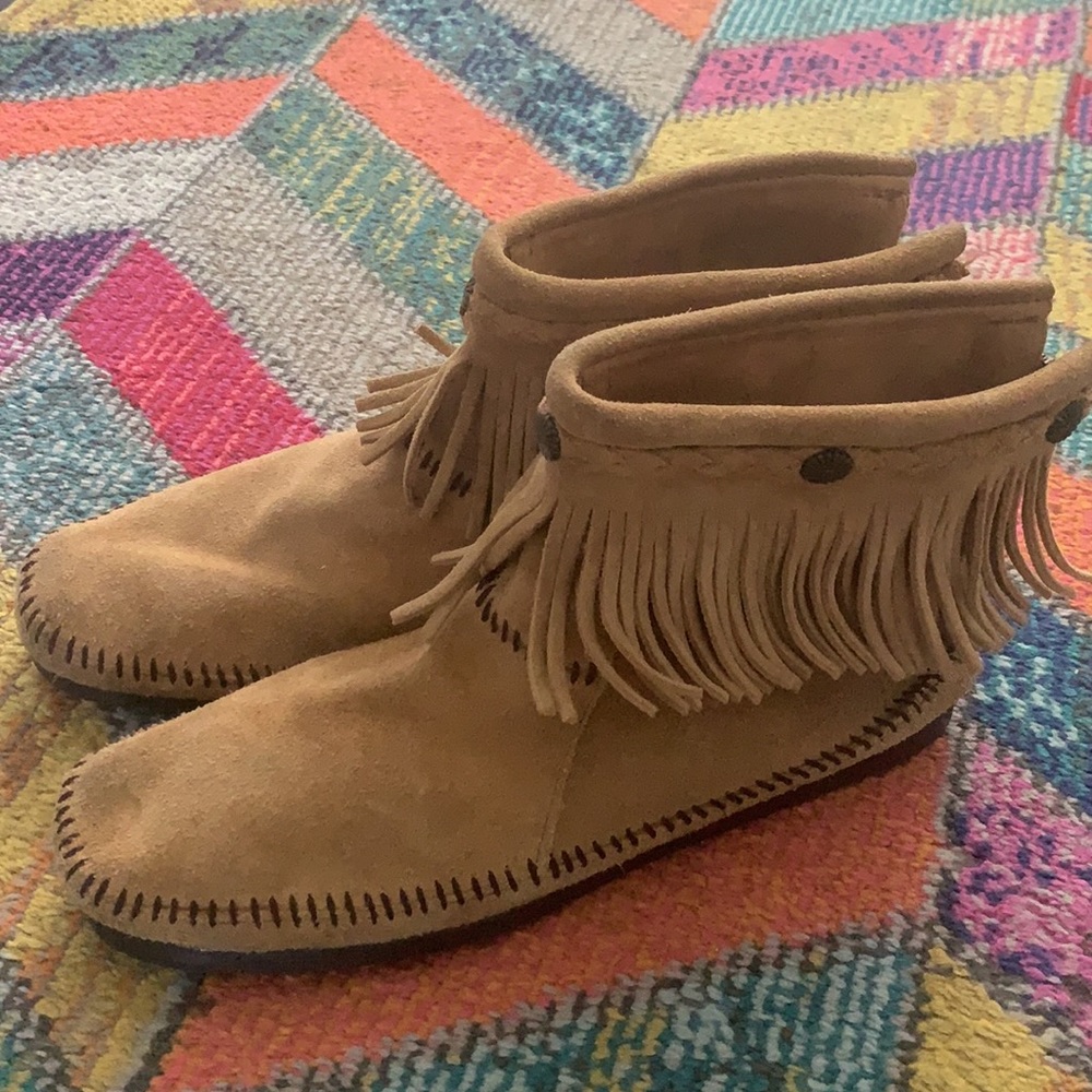 MINNETONKA Moccasins